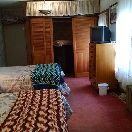 Fish & Loaves Bed And Breakfast Numidia Exterior foto