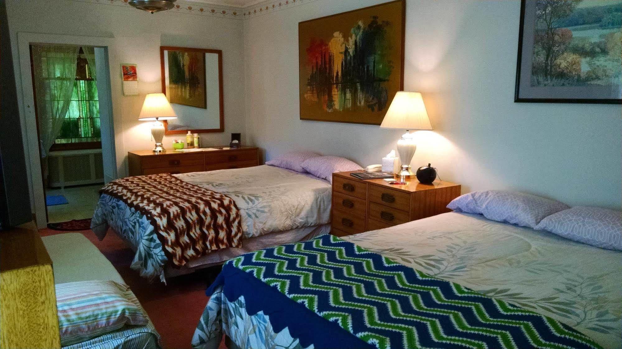 Fish & Loaves Bed And Breakfast Numidia Exterior foto